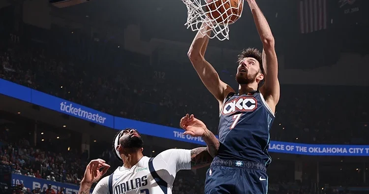 Thunder galibiyet serisini 14 maça çıkardı!