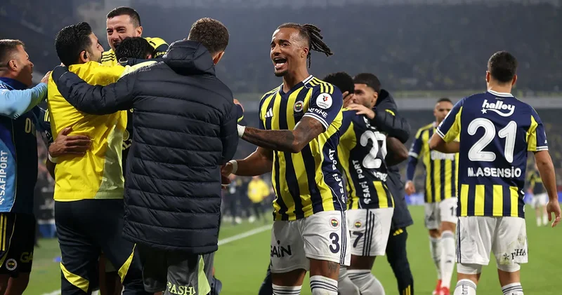 Fenerbahçe nin ilk 11 i belli oldu: Taraftarları sevindiren karar