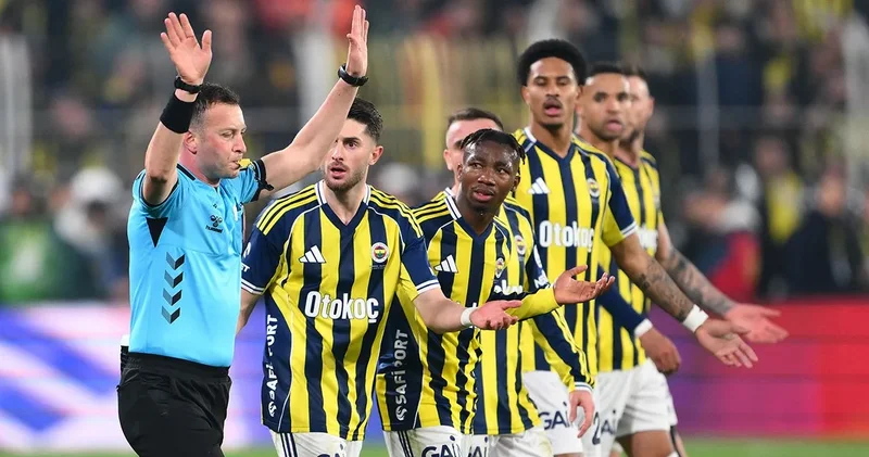 Fenerbahçe nin rakibi Başakşehir: İşte ilk 11 ler