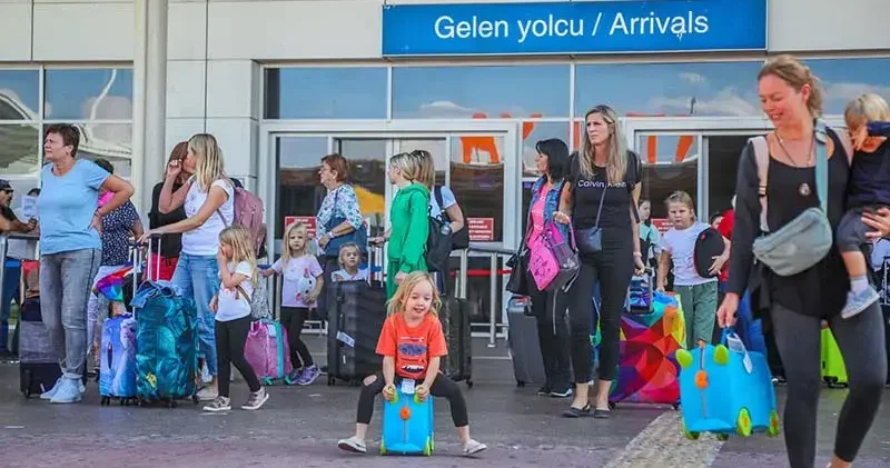 Antalya’ya hava yoluyla gelen turistte 17 milyon rekoru