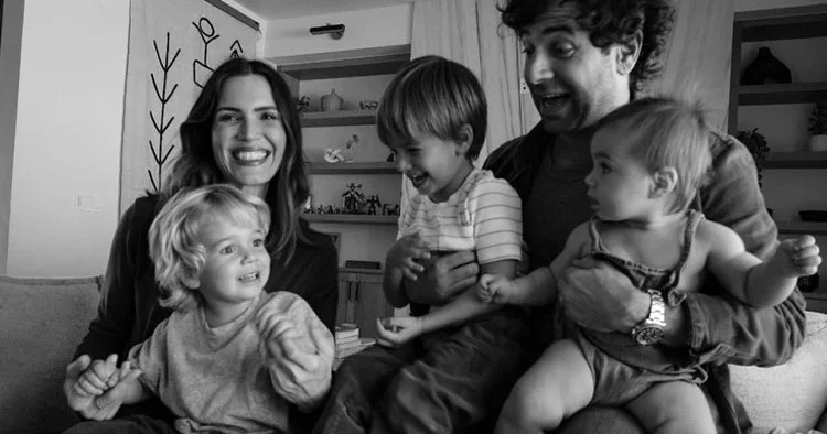 Üç çocuklu ünlü yıldızdan şaşırtan itiraf: Bir daha anne olamayacağım için çok üzgünüm