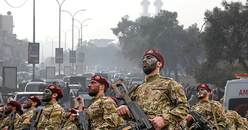 SON DAKİKA Suriye ordusundan YPG/PKK ya operasyon! Terör mezileri meşru hedef: Siviller tahliye ediliyor