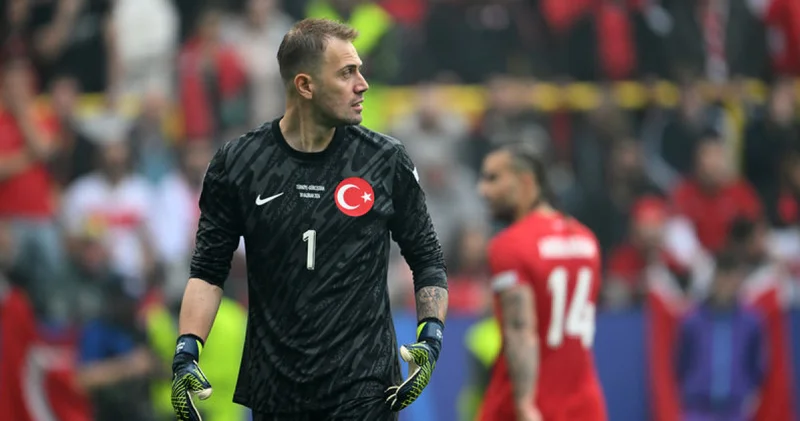 Mert Günok Fenerbahçe de: 2.5 yıllık imza! Futbol Haberleri