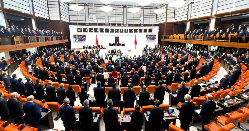 Hangi vekil hangi partiye geçti? TBMM’de rozet dalgası... Vekil sayısı artan tek parti