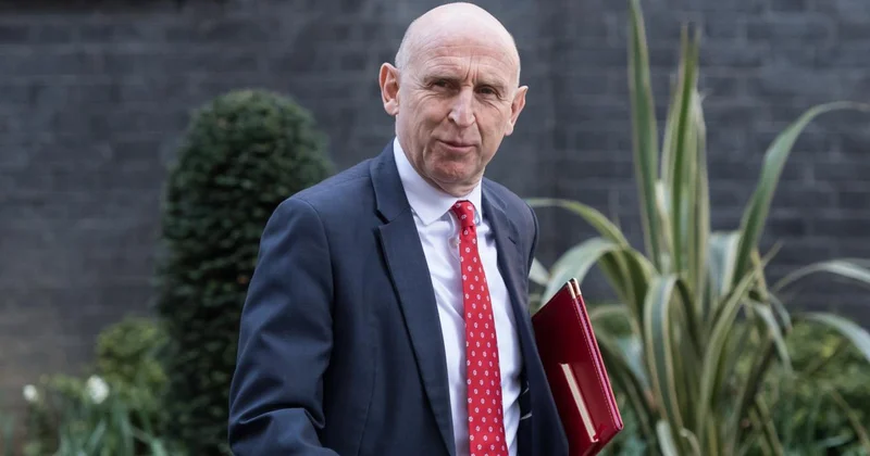 İngiltere den ABD ye petrol tankeri operasyonunda destek