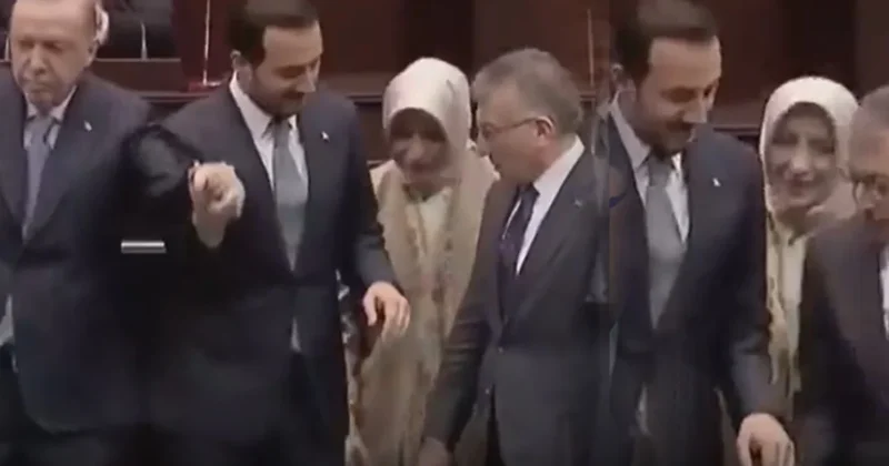 Törende AKP’lilerin yer kapma mücadelesi: Özlem Zengin kendine yer bulamadı Sözcü Gazetesi