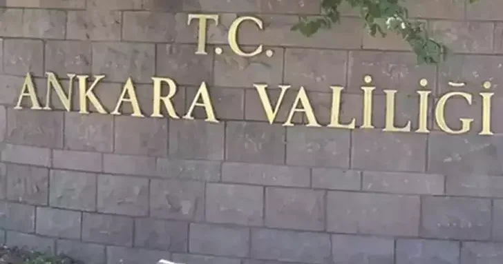 Ankara Valiliği: Ankara Emniyet Müdürlüğü ne ait açık otoparkta bir araçtan başlayan yangın meydana gelmiştir