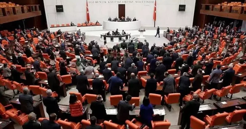 AK Parti ye 3 yeni vekil geldi! İşte 28. Dönem güncel sandalye dağılımı