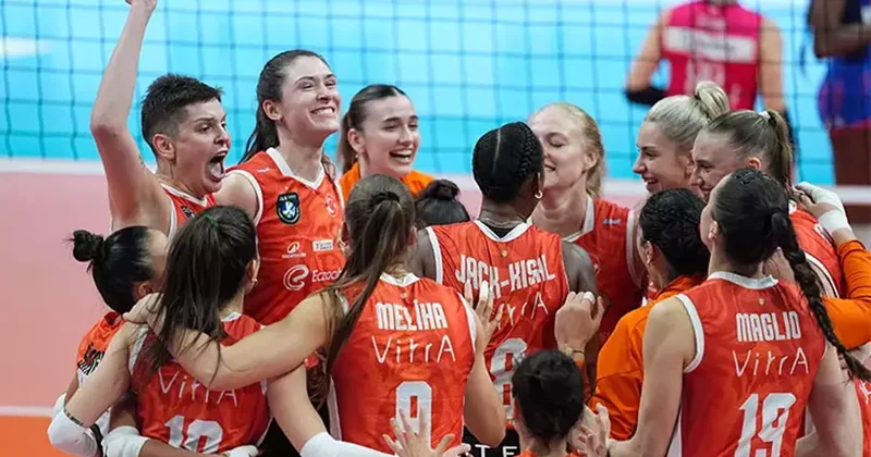 Eczacıbaşı evinde karar setinde kazandı Voleybol Haberleri Spor