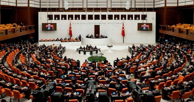 TBMM nin yeni oturum düzeni belli oldu