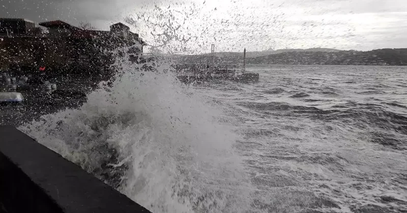 Meteoroloji ve AKOM dan art arda uyarılar! İstanbul a kar yağışı için de tarih verildi
