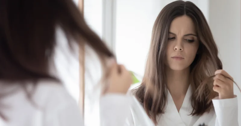 Güzel görünsün derken saç sağlığını bozan günlük alışkanlıklar