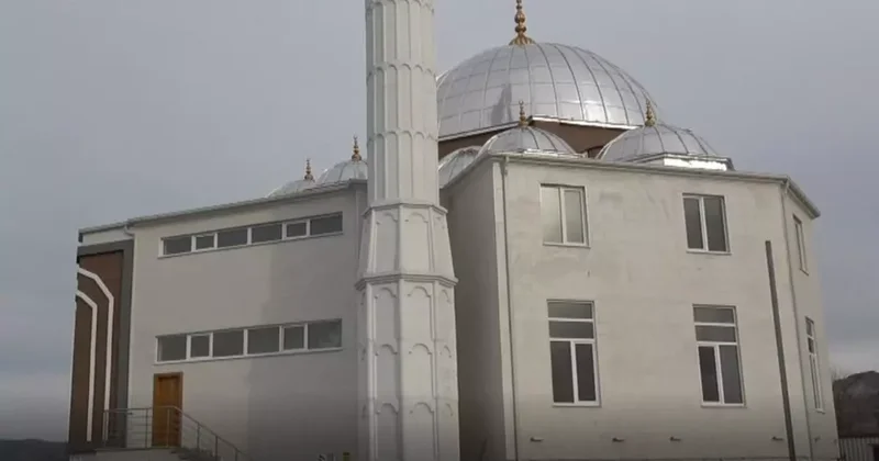 Çocuklara müezzinlik öğretme tartışmasında imama yumruklu saldırı