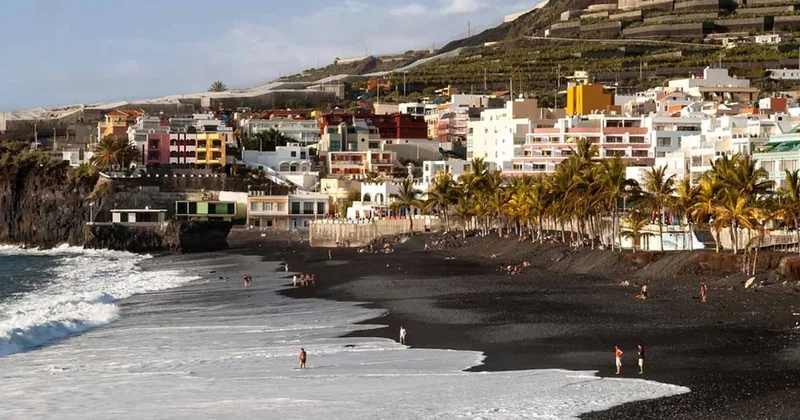 Dünyanın en tuhaf kasabası! Evine giren boğuluyor: Yerin altından ölüm fışkırıyor Sözcü Gazetesi