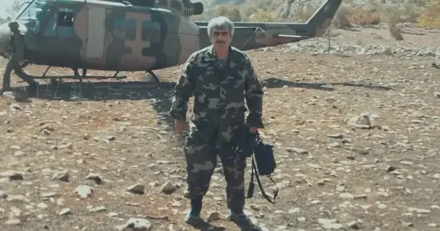 Özdemir Bayraktar’ın cepheye gitme ısrarı: Bıyıklarını kesmiş! VİDEO İZLE