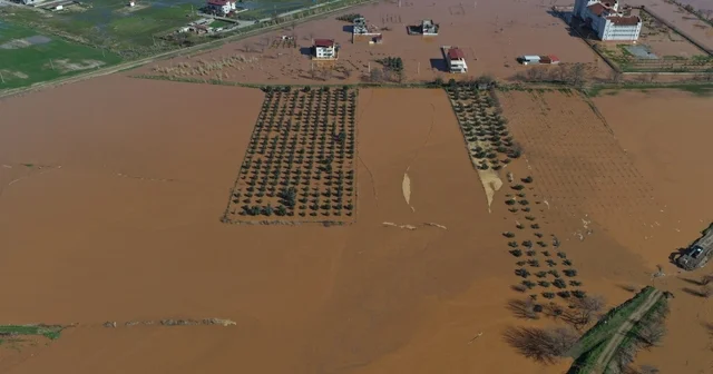 Salihli de felaketin boyutu havadan görüntülendi Salihli de evler ve tarım arazileri sular altında kaldı Manisa Haberleri