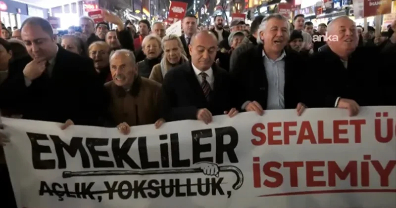 CHP Avcılar İlçe Başkanlığı ndan emekliler için yürüyüşü; “Sarayın düzenine hep beraber son vereceğiz“