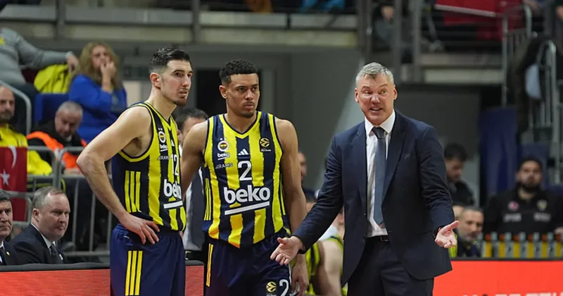 Basketbol Süper Ligi nde Fenerbahçe Galatasaray derbisi!