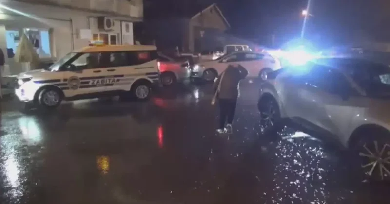 Silivri de sağanak etkili oldu! Sabaha kadar sürecek