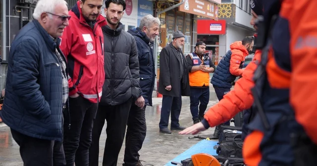 Bayburt AFAD dan deprem sergisi ve ekipman tanıtımı Bayburt Haberleri