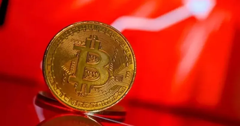 Bitcoin’de tarihi çöküş: 1 Trilyon dolar buhar oldu, yatırımcıyı neler bekliyor?