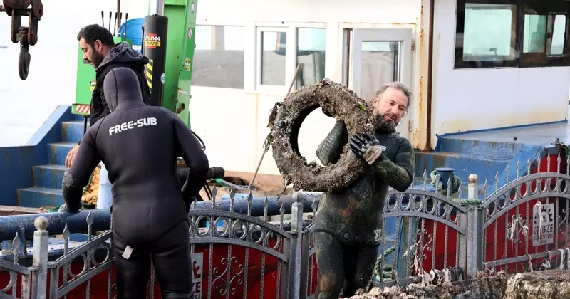 Eskihisar Sahili’nde ekosistemi canlandıracak dip temizliği yapıldı