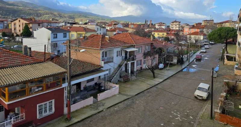 Balıkesir de 10 saniye arayla iki deprem Son dakika Balıkesir haberleri Son dakika haberleri