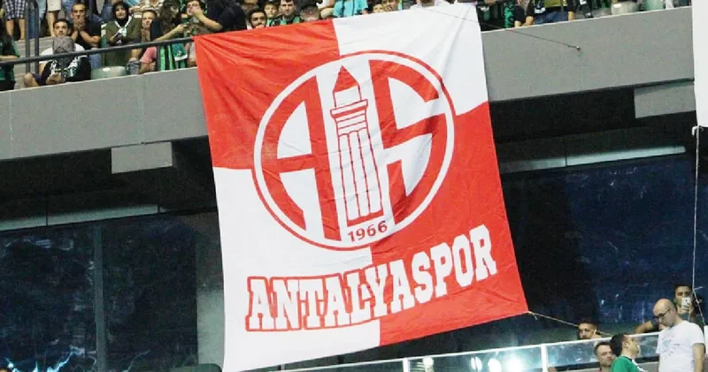 Antalyaspor icralık oldu: İmdadına Fenerbahçe yetişti