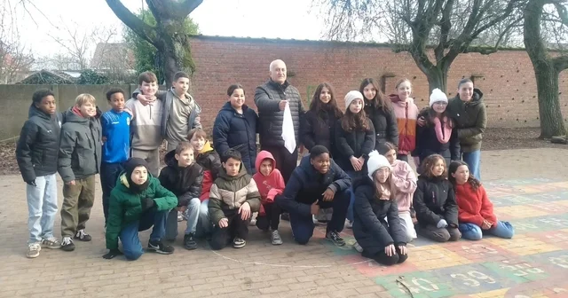 Aydınlı 10 öğretmen Belçika da eğitim deneyimi kazandı Aydın Haberleri