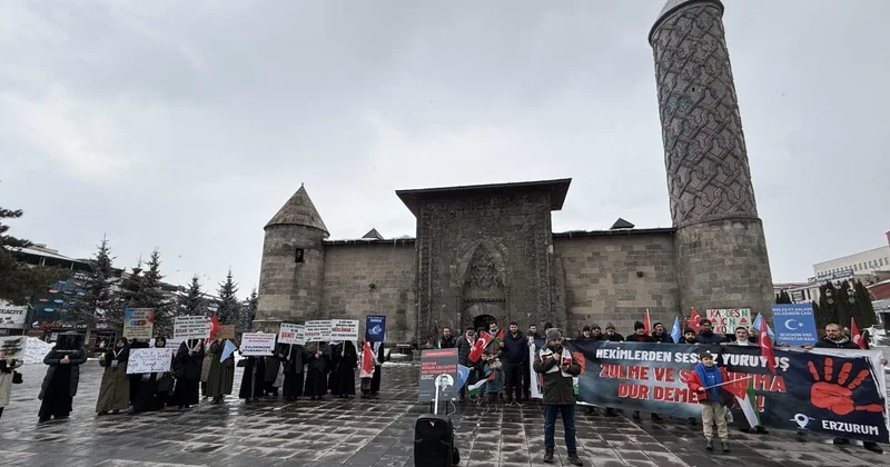 Erzurum da sağlıkçılar Gazze için sessiz yürüyüşlerini sürdürdü