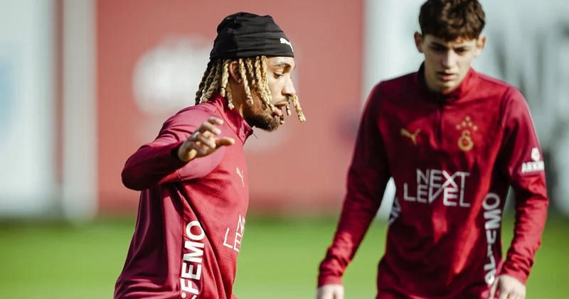 Galatasaray da Sacha Boey ilk antrenmanına çıktı! Galatasaray Haberleri