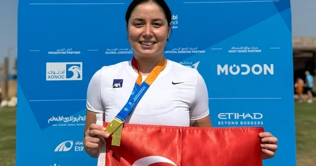 Milli yüzücü Bengisu Avcı dan, Abu Dhabi de dünya şampiyonluğu İzmir Haberleri
