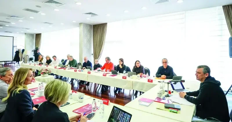 Gölge kabine tartışması büyüyor Yerel Gündem Haberleri