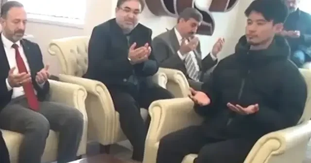 Bisikletiyle dünya turuna çıkmıştı Gaziantep’te müslüman oldu VİDEO İZLE