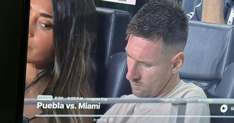 Messi nin eşi canlı yayında fena yakalandı