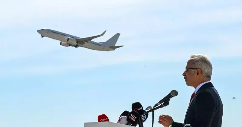 Bakan Uraloğlu: Şubat ayında 15 milyon yolcu hava yolu ile seyahat etti