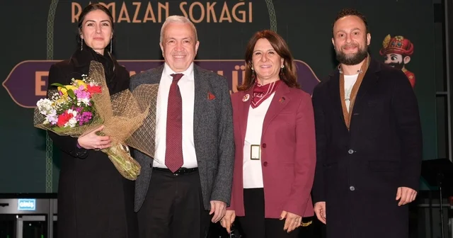 Nilüfer Ramazan Sokağı nda Ezginin Günlüğü ile unutulmaz gece Bursa Haberleri