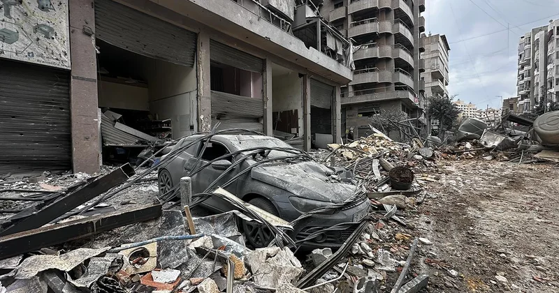 İşgalci İsrail yüzünden sokakta uyuyorlar