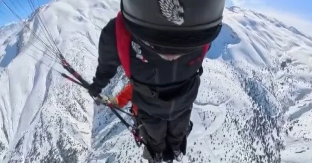Ekstrem sporcu Koçak, Erzincan da wingsuit ve paraşütle 500 metreden atladı Erzincan Haberleri