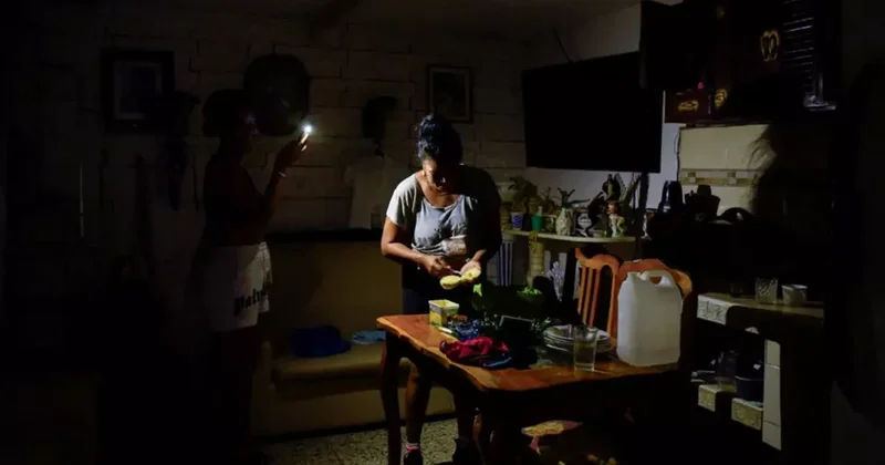 Küba da Elektrik Kesintileri Rekor Kırıyor