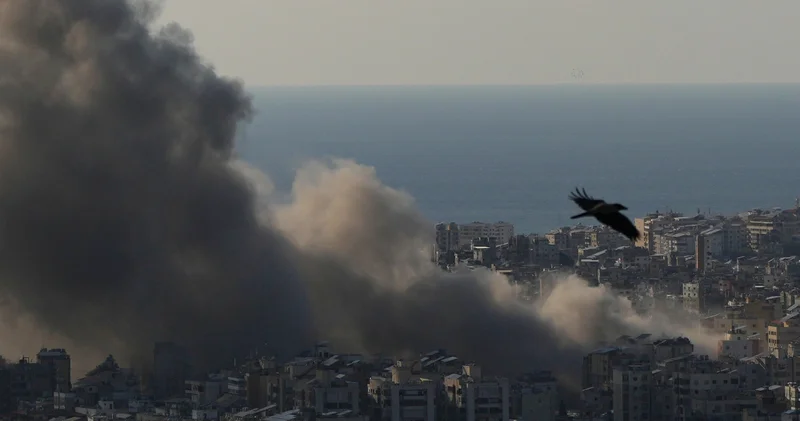 İran Meclis Ulusal Güvenlik Komisyonu Başkanı Azizi: ABD ve İsrail üsleri meşru hedef Dış Haberler