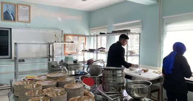 Sındırgı da meslek lisesi mutfağına malzeme desteği sağlandı Balıkesir Haberleri