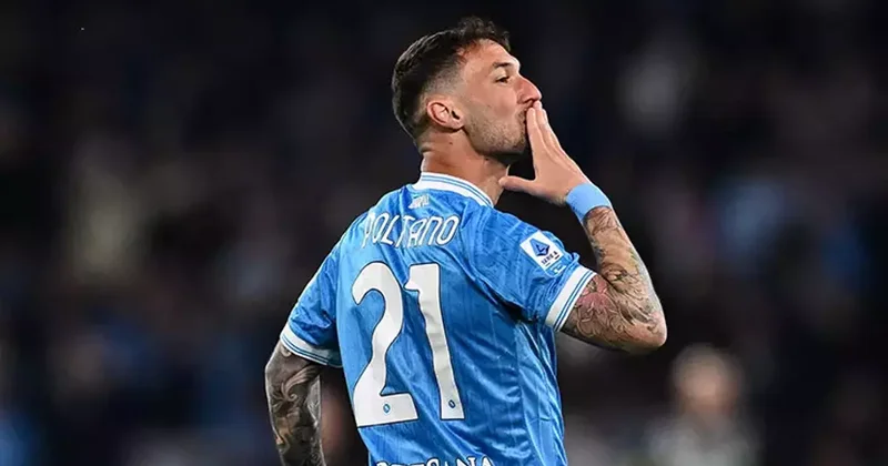 Napoli zirve takibini sürdürdü! Milan şampiyonluk şansını mucizelere bıraktı: Napoli Milan maçı sonucu: 1 0 Fanatik Gazetesi Futbol Haberleri Spor