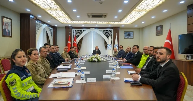 Hakkari de çeşitli suçlardan 397 kişi yakalandı Hakkari Haberleri