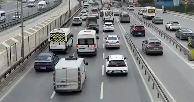 İstanbul da akşam saatlerinde trafik yoğunluğu yüzde 85 e çıktı VİDEO İZLE