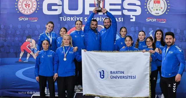 BARÜ lü güreşçilerden ÜNİLİG de madalya yağmuru: 16 madalya Bartın Haberleri