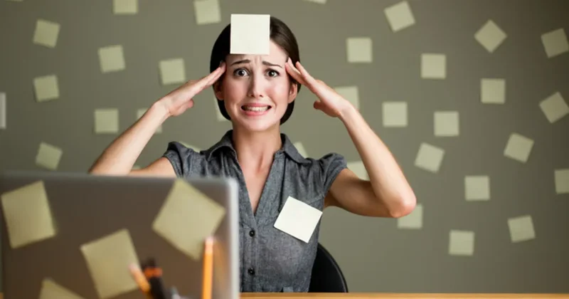 Unutkanlık ne zaman bir hastalık göstergesidir? Uzmanı açıkladı: Eğer sonrasında...