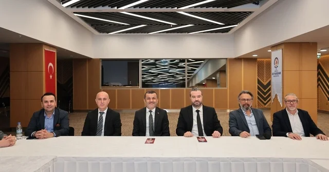 Başkan Çavuşoğlu ndan 2 yıllık hizmet sunumu Denizli Haberleri