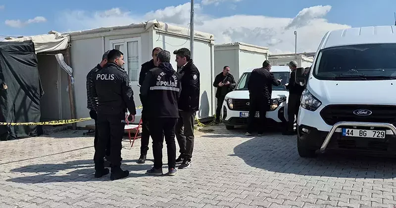 Dini nikahla birlikte yaşadığı kadın ile eniştesini tabancayla yaraladı