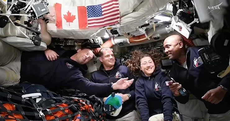 Trump, Artemis II mürettebatıyla görüştü: Bugün tarih yazdınız